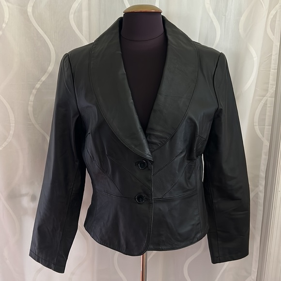 Yvonne Marie Fully Lined, Short, Vintage, Black Leather Jacket, Size Large - Picture 7 of 8